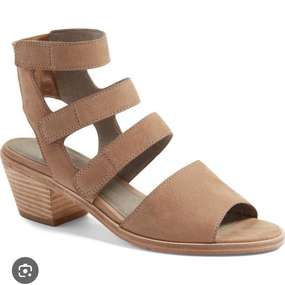 Eileen Fisher Vessey Strappy Sandals 7.5